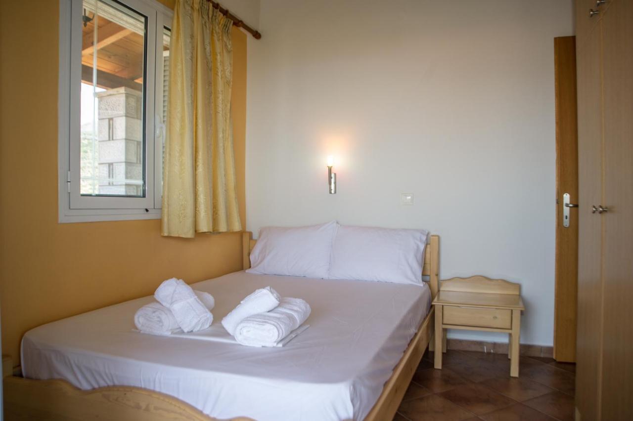 Amalia Apartments Stoúpa Eksteriør billede